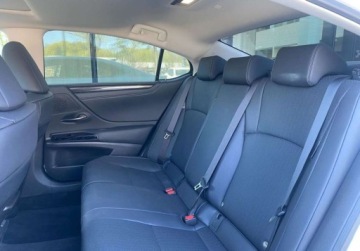 Lexus ES VII (XV70) Sedan Facelifting 300h 218KM 2025 Lexus ES ES 300h Business Edition FV23 Salon PL ASO Bezwypadkowy, zdjęcie 6