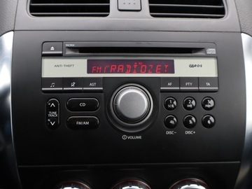 Fiat Sedici 1.9 Multijet 120KM 2008 Fiat Sedici 1.9 MultiJet, Salon Polska, 4X4, zdjęcie 15