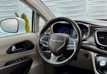 Chrysler Pacifica II 3.6 V6 291KM 2017 Chrysler Pacifica Chrysler Pacifica 3.6 Benzyna 290KM, zdjęcie 6