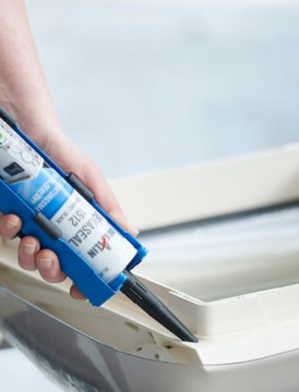 Dekalin Dekasel 1512 biały 310ml uszczelniacz do okien, listew aluminiowych