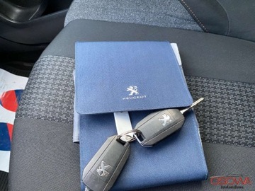 Peugeot 3008 II Crossover 1.6 BlueHDi 120KM 2017 Peugeot 3008 1.6hdi automat Navi kamera ledy bezwypadkowy zamiana 1.r.gwar, zdjęcie 29