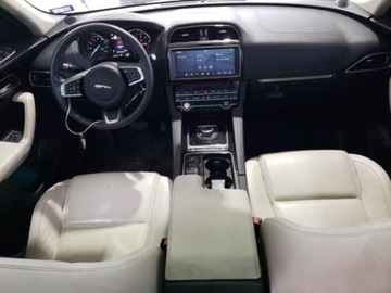 Jaguar F-Pace SUV 2.0 i4 250KM 2020 Jaguar F-Pace JAGUAR F-PACE PRESTIGE 2020 2.0 Benzyna 250KM, zdjęcie 7