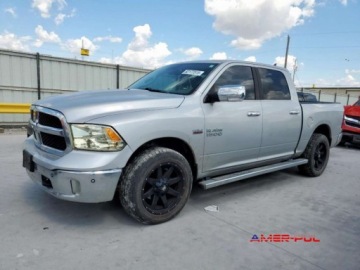  RAM 1500 2017 r., 5,7 L 1500 SLT 5.7 Benzyna 395KM