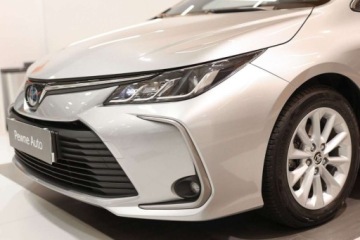 Toyota Corolla XII Sedan 1.8 Hybrid 122KM 2022 Toyota Corolla 1.8 Hybrid Comfort Gwarancja 1.8 Hybryda 122KM, zdjęcie 22