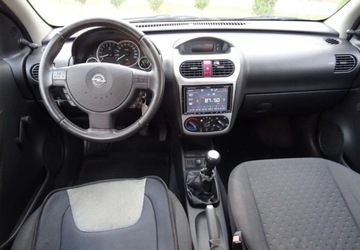Opel Corsa C 1.2 ECOTEC 75KM 2003 Opel Corsa 1.2ben,klima,centralny zamek,oplacona gotowa do rej. 1.2 75KM, zdjęcie 5