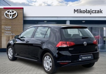 Volkswagen Golf VII Hatchback 3d 1.2 TSI 85KM 2013 Volkswagen Golf VII 1.2 TSI BMT Trendline Toyota Mikolajczak Leszno 1.2, zdjęcie 2