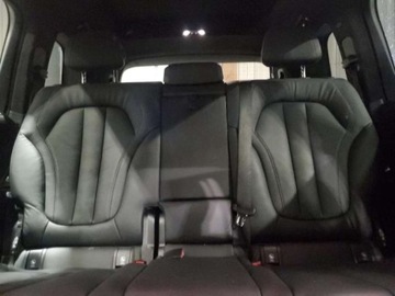 BMW X7 2022 BMW X7 M50i, 2022r., 4x4, 4.4L 4.4 Benzyna 523KM, zdjęcie 8