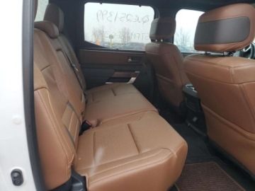 Toyota Tundra II 2024 Toyota Tundra Crewmax Platinum 2024 3.4 Benzyna 389KM, zdjęcie 10