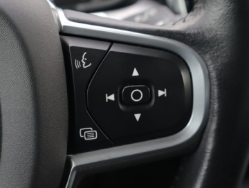 Volvo V60 II  Kombi 2.0 D4 190KM 2019 Volvo V60 D4 2.0, Salon Polska, Serwis ASO, zdjęcie 19