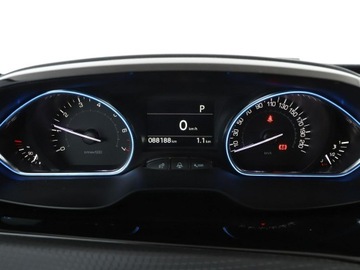 Peugeot 2008 I SUV Facelifting 1.2 PureTech 110KM 2018 Peugeot 2008 GRATIS! Pakiet Serwisowy o wartości, zdjęcie 21