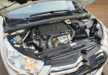 DS 4 I Hatchback Facelifting 2015 (Citroen) 1.2 PureTech 131KM 2015 Citroen DS4 Bezwypadkowy Masaze Nawigacja GetHelp 1.2 Benzyna, zdjęcie 26