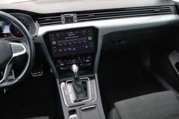 Volkswagen Passat B8 Variant Facelifting 1.5 TSI EVO 150KM 2022 VW Passat 1.5 TSI, Salon Polska, Serwis ASO, zdjęcie 7