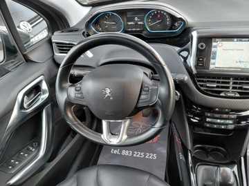 Peugeot 2008 I SUV Facelifting 1.2 PureTech 110KM 2016 Peugeot 2008 Lift Navi Klimatronik Sensor PDC Alu Serwis 1.2 Benzyna 110KM, zdjęcie 16