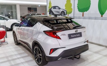 Toyota C-HR I Crossover Facelifting 2.0 Hybrid Dynamic Force 184KM 2023 Toyota C-HR 2.0 Hybrid GR Sport 2.0 Hybryda 184KM, zdjęcie 3