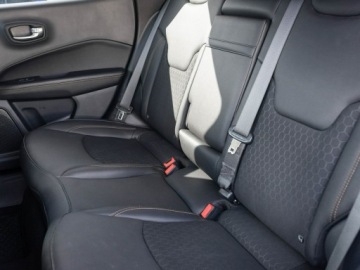 Jeep Compass II SUV Facelifting 1.3 GSE T4 150KM 2021 Jeep Compass 1.3 TMair Limited FWD DDCT K.cof, zdjęcie 26