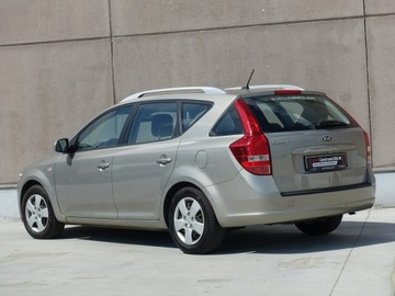 Kia Ceed I Hatchback 5d Facelifting 1.6 DOHC CVVT 126KM 2009 Kia Cee&#039;d 1.6 Ben.125KM/Telefon/Ks.Serwisowe, zdjęcie 7