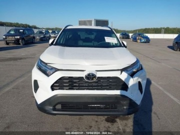 Toyota 2024 Toyota RAV4 2024r., XLE, od ubezpieczalni 2.5 Benzyna 203KM, zdjęcie 1