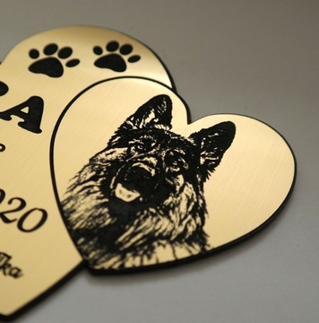 Надгробие для собаки и кошки с ГРАВИРОВКОЙ фотографии.