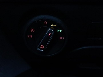 Seat Leon III Hatchback Facelifting 1.6 TDI 115KM 2017 Seat Leon full LED navi klimatyzacja czujniki, zdjęcie 34