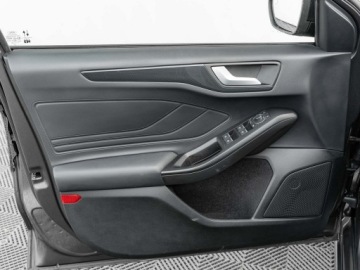 Ford Focus IV Hatchback ST Facelifting 2.3 EcoBoost 280KM 2024 Ford Focus WD6438T#2.3 EcoBoost ST X Pakiet zimowy, zdjęcie 11