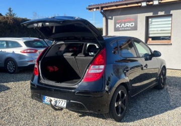 Hyundai i30 I CW Facelifting 1.4 DOHC 109KM 2011 Hyundai i30 Niski Przebieg 1.4 Benzyna 109KM, zdjęcie 3