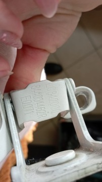 ПЕТЛЯ КРЫШКИ БАГАЖНИКА RENAULT CLIO V 844004462R