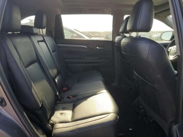 Toyota Highlander II 2019 Toyota Highlander 2019r., Limited, od ubezpieczalni 3.5 Benzyna 295KM, zdjęcie 9