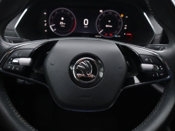 Skoda Octavia III Kombi Facelifting 1.5 TSI ACT 150KM 2020 Skoda Octavia 1.5 TSI, Salon Polska, zdjęcie 15