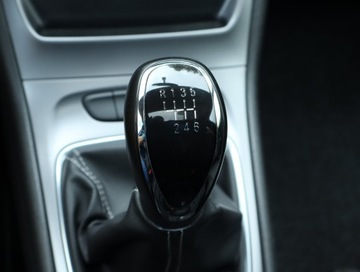 Opel Astra K Hatchback 5d 1.4 Turbo 125KM 2015 Opel Astra 1.4 T, Klima, Tempomat, Parktronic, zdjęcie 15