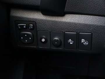 Toyota Auris II Hatchback 5d Facelifting 1.8 Hybrid 136KM 2015 Toyota Auris Hybrid, Salon Polska, Serwis ASO, zdjęcie 17