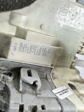 A4 8K Q5 8R ZÁMEK DVEŘE PRAVÝ PŘEDNÍ 8J1837016C 6PIN
