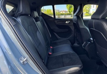 Volvo XC40 Crossover 2.0 D3 150KM 2020 Volvo XC 40 2,0 D3 R-Design FullLed El.Klapa Grz.Fotele Skora Serwis Gwara, zdjęcie 21