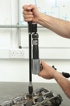 Пневмомолот, универсальный съемник форсунок.