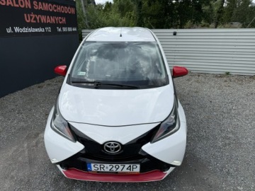 Toyota Aygo II Hatchback 5d 1.0 VVT-i 69KM 2014 Toyota Aygo Salon Polska . Kamera cofania. Ledy, zdjęcie 2