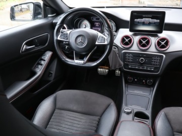 Mercedes CLA C117 Coupe 1.6 200 156KM 2015 Mercedes CLA 200, Salon Polska, Automat, Skóra, zdjęcie 6