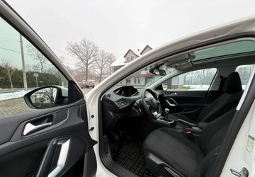 Peugeot 2014 Peugeot 308 Peugeot 308 PureTech 130 GPF Stop amp Start Allure Pack 1.2, zdjęcie 13