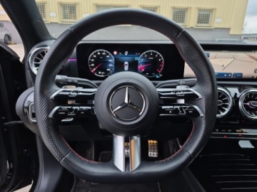 Mercedes Klasa A W177/V177 Hatchback Facelifting 2.0 220 190KM 2023 Mercedes-Benz A 220 4MATIC | pakiet AMG | Kamera |, zdjęcie 12