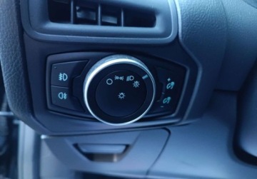 Ford Focus III Kombi Facelifting 2.0 TDCi 150KM 2016 Ford Focus 2.0 TDCI 150KM ST-Line SalonPL SerwisASO Gwarancja 2.0 Diesel, zdjęcie 21