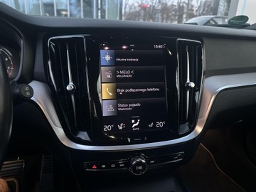 Volvo V60 II  2021 Volvo V60 B3 B Geartronic R-Design, Salon PL, FV23, zdjęcie 14