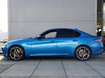 Alfa Romeo Giulia II Sedan Facelifting 2023 2.0 GME Turbo 280KM 2025 ALFA ROMEO Giulia Turbo Veloce Q4 Sedan 2.0 (280KM) 2025, zdjęcie 1