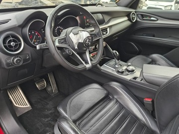 Alfa Romeo Stelvio SUV 2.0 Turbo 200KM 2018 Alfa Romeo Stelvio, zdjęcie 9