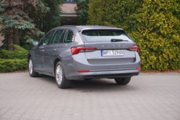 Skoda Octavia IV Liftback 1.0 TSI EVO 110KM 2022 Skoda Octavia DSG, e-Tec, Swiatla LED,Polski salon Bezwypadek,Kamera, Temp, zdjęcie 6