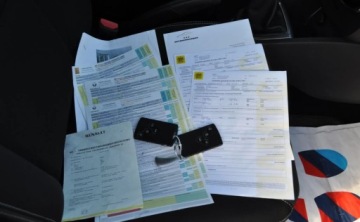 Renault Clio IV Grandtour  1.2 16V 74KM 2014 Renault Clio Benzyna Klimatyzacja Grzane fotele Tempomat 1.1 Benzyna 73KM, zdjęcie 37