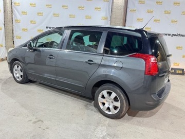 Peugeot 5008 I Minivan 1.6 HDi FAP 115KM 2013 Peugeot 5008 Style 1.6hdi 115KM 7-osob Sprawdz 1.6 Diesel 115KM, zdjęcie 1