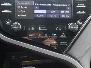 Toyota Camry IX Sedan 2.5 Hybrid Dynamic Force 218KM 2019 Toyota Camry 2.5 Hybrid, Salon Polska, zdjęcie 16