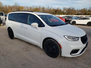 Chrysler Pacifica II 2021 Chrysler Pacifica 2021, 3.6L, HYBRID LIMITED, po gradobiciu 3.6 Hybryda, zdjęcie 2