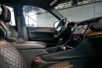 Jeep Grand Cherokee IV 2021 Jeep Grand Cherokee Summit Long Panorama Radar HeadUp NightVision Wentylac, zdjęcie 29