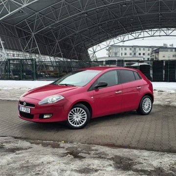 Fiat Bravo II Hatchback 5d Seria 2 1.4 16V 90KM 2013 Fiat Bravo 1.4 16V Dynamic, zdjęcie 2