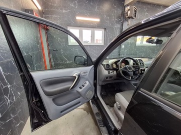 Toyota RAV4 II 2.0 16V D-4D 116KM 2002 Toyota Rav 4 Napęd 4x4, zdjęcie 8