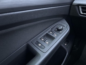 Volkswagen Golf VIII Variant 2.0 TDI 150KM 2022 Volkswagen Golf Matrix Panorama Head-UP Harman DCC ASO FV23 2.0, zdjęcie 19